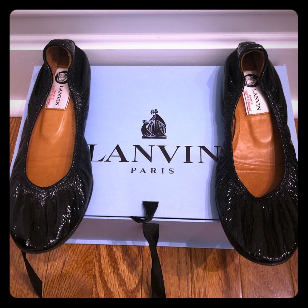 NEW LANVIN Black Patent leather Ballet Flats